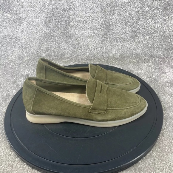 Vaneli Undine Suede Loafers Flats in Green size Women’s 11 - Picture 4 of 10